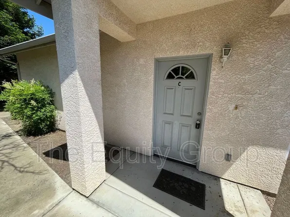 1323 S Crowe St APT C, Visalia, CA 93277