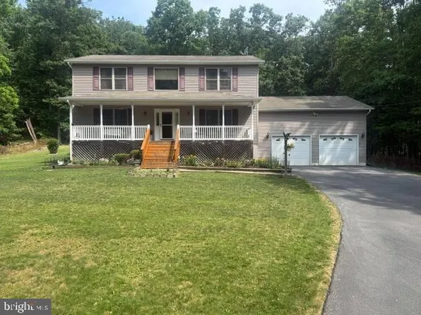 1100 Logger Dr, Gore, VA 22637