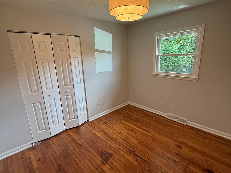 3514 Lansdowne Dr #B — Photo 10