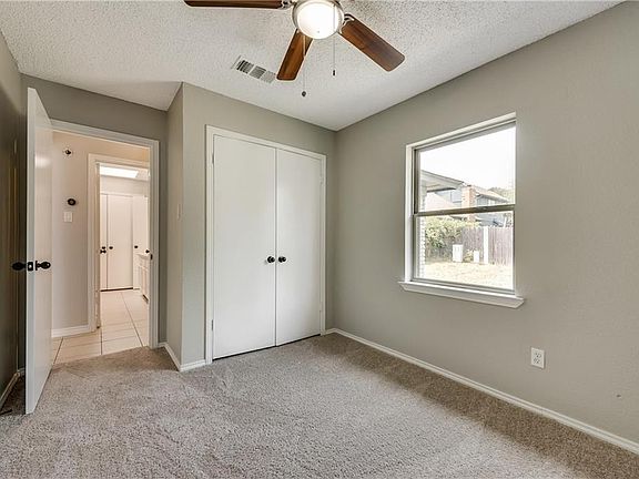 4th image of 10602 Lone Pine Ln