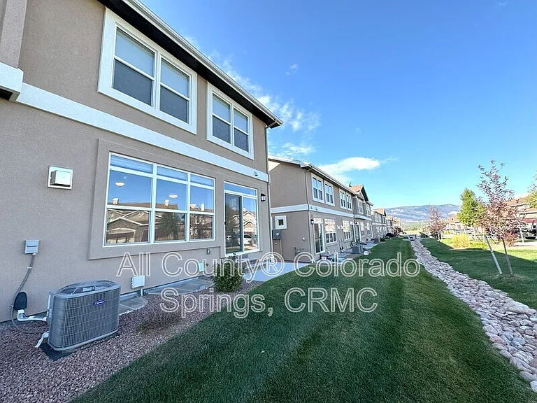 764 Brambleberry Hts — Photo 6