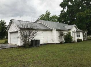 363 SW Monroe Ave, Mayo, FL 32066