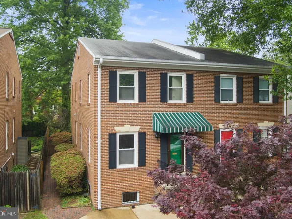 22 E Howell Ave, Alexandria, VA 22301