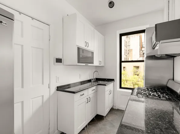 327 East Third Street image 2 of 4