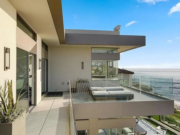 6436 Camino De La Costa — Photo 27