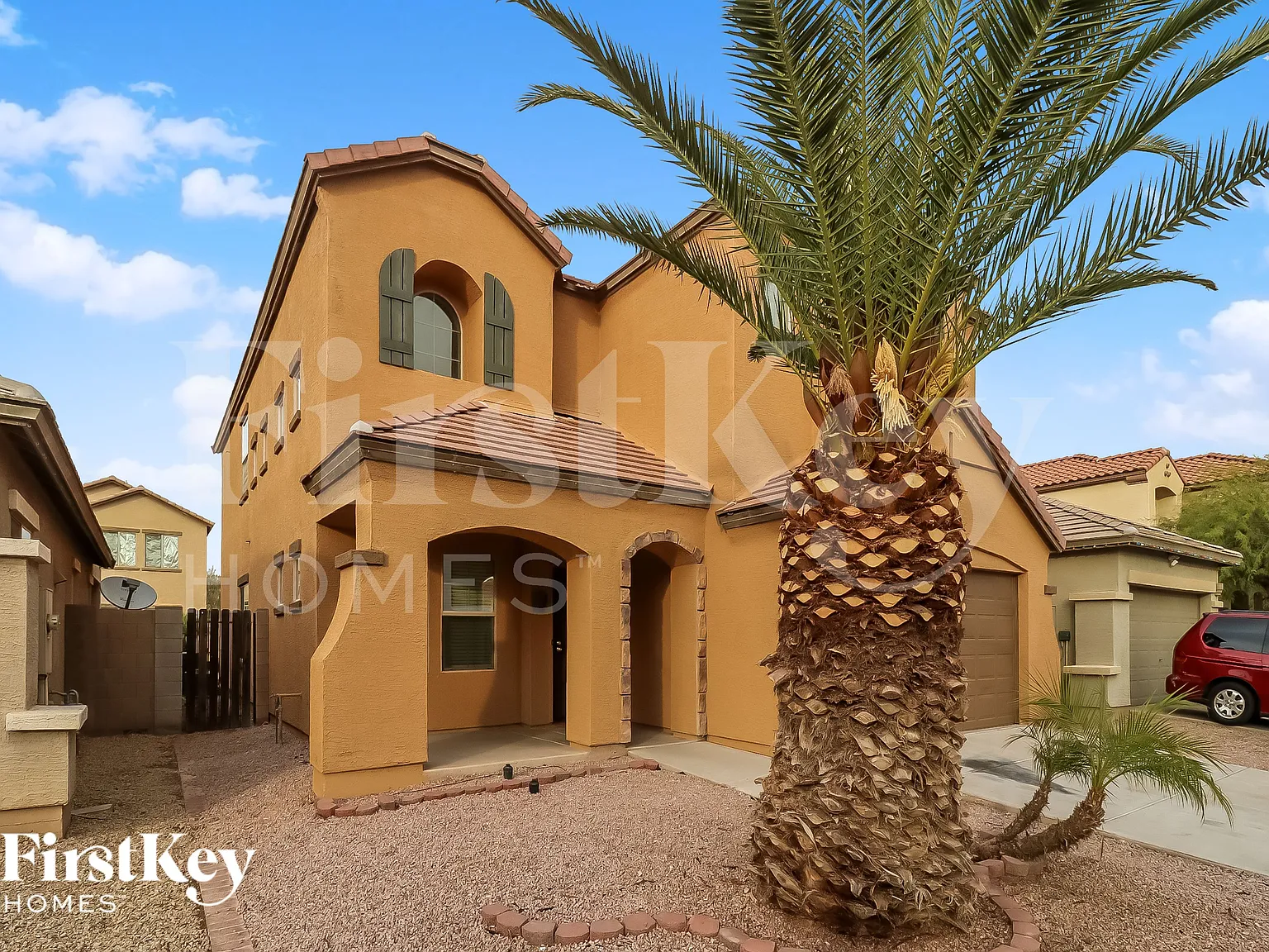 4 bed, 2.5 bath, 2555 sqft, $2,325 — Photo 2