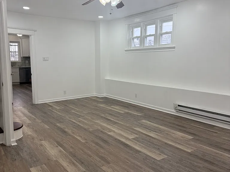 150 W Fisher Ave — Photo 2