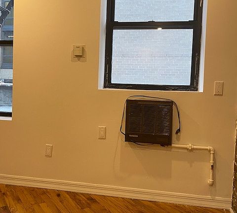 5th image of 120 Orchard St #1I