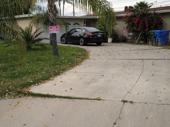 25660 Byron St, San Bernardino, CA 92404