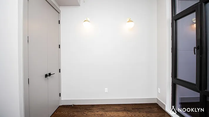 Rented by Nooklyn NYC LLC | media 24