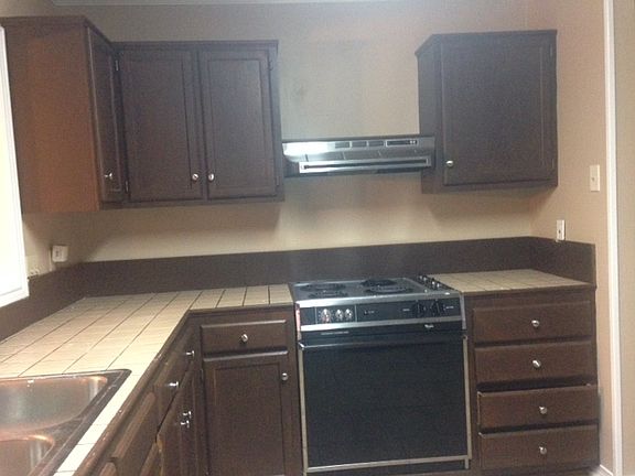 5th image of 1801 Townhouse Dr Unit B