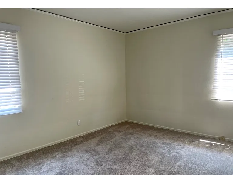 12062 Moorpark St #6 — Photo 6