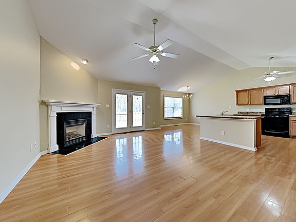 3rd image of 7236 Olive Branch Ln
