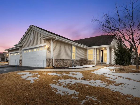 603 Sandur PLACE, West Bend, WI 53095