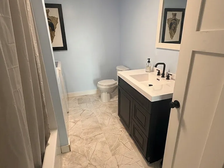 300 Oak Brook Estates Ln — Photo 9