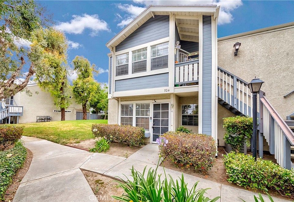 704 S Hayward St APT A, Anaheim, CA 92804 | Zillow