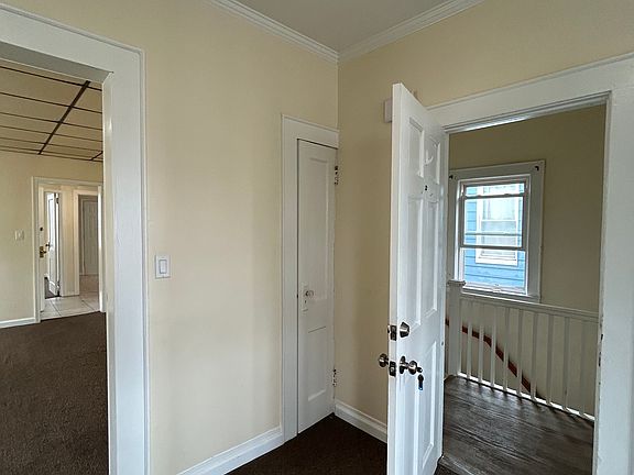 3rd image of 43 Norwood Ave Floor 2