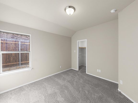 5th image of 1837 Agarito Dr