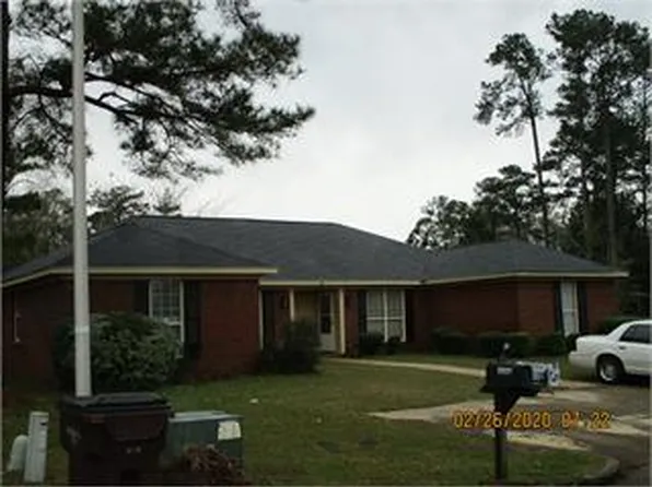 1609 Whisperwood St, Albany, GA 31721