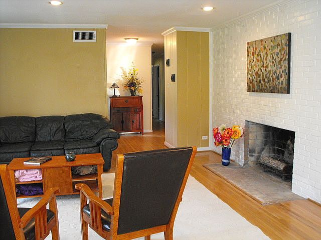 1st image of 1405 Oaklawn Dr