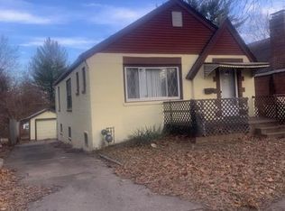 10056 Diamond Dr, Saint Louis, MO