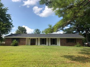 39 Pontotoc St, Starkville, MS 39759