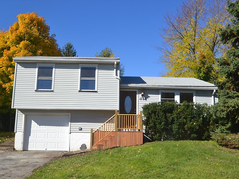 1st image of 1128 Meadowbrook Ln
