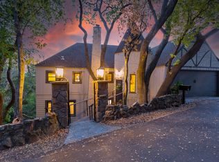 40 Via Floreado, Orinda, CA 94563