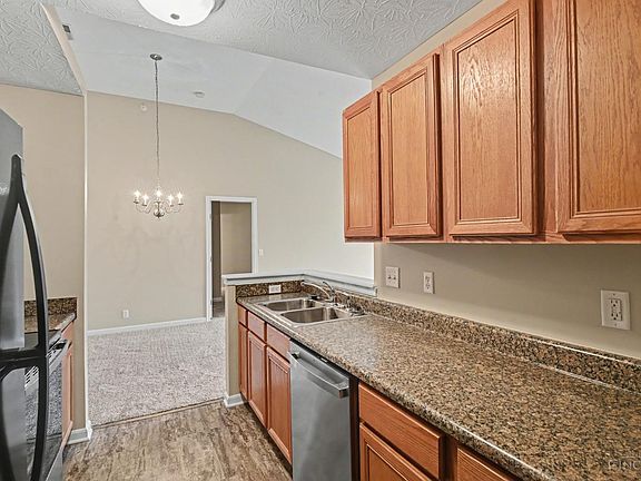 5th image of 3414 N Bend Rd