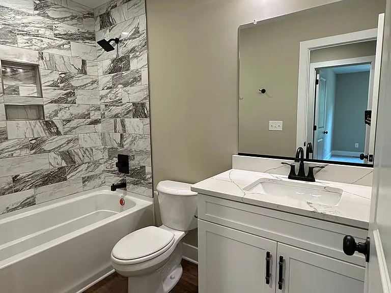 71 Luke Ct — Photo 15
