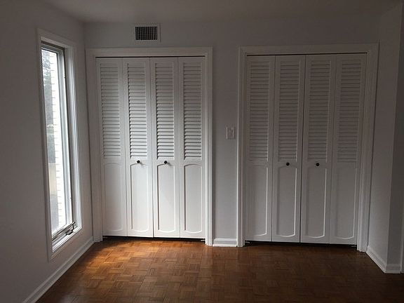 3rd image of 9805 S Keeler Ave APT B