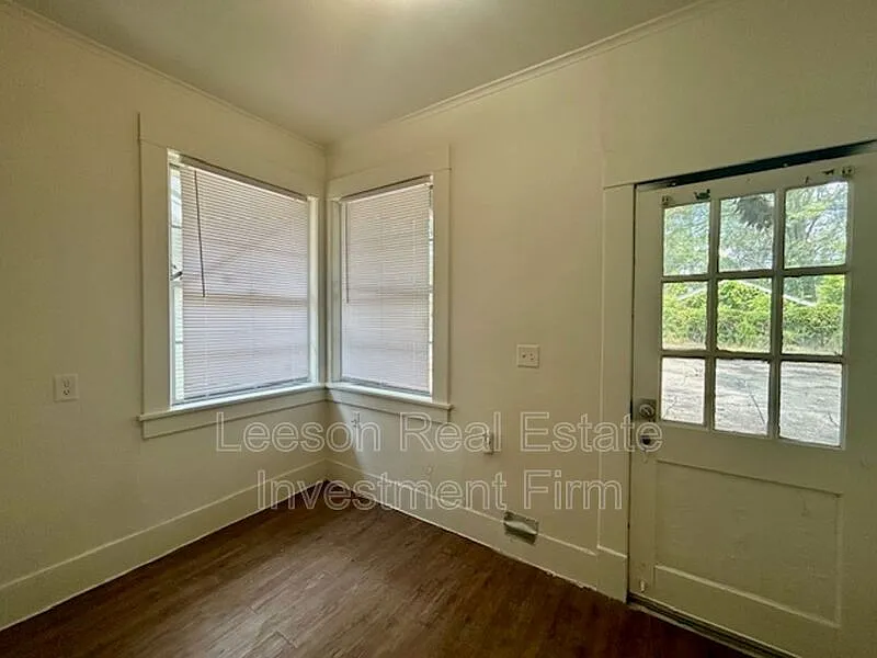 1 bed, 1.0 bath, 800 sqft, $725 — Photo 3