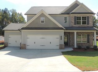 441 Miracle Ct, Hoschton, GA 30548