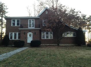 88 Bellerive Acres FL 1ST, Saint Louis, MO 63121