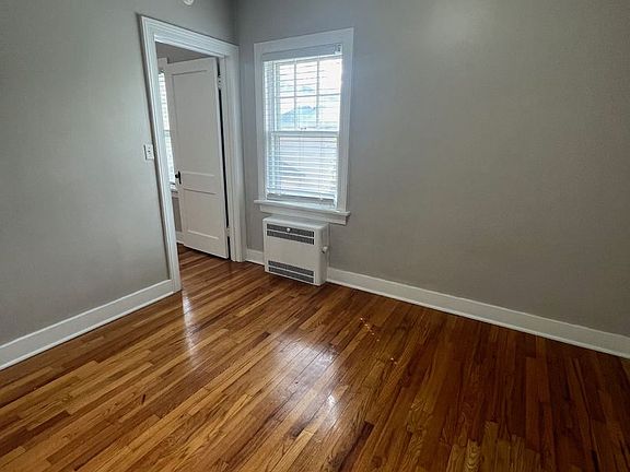 4th image of 311-315 Woodward Ave #B24a62e4c
