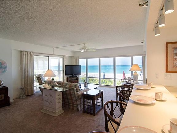 4th image of 1480 Gulf Blvd Unit 107