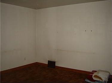 4th image of 123 Avenue C