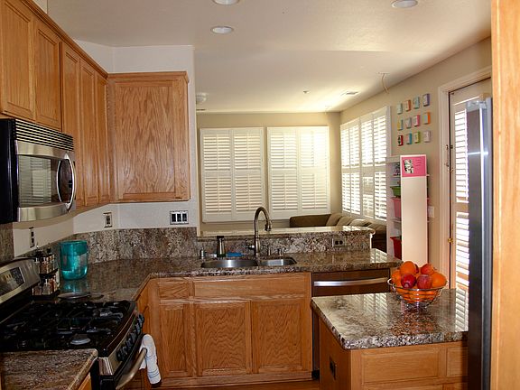 2nd image of 576 Ash St
