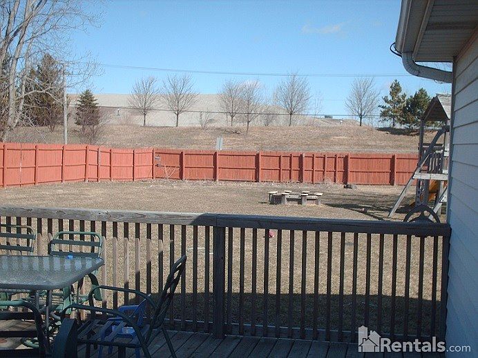2nd image of 4100 Douglas Dr