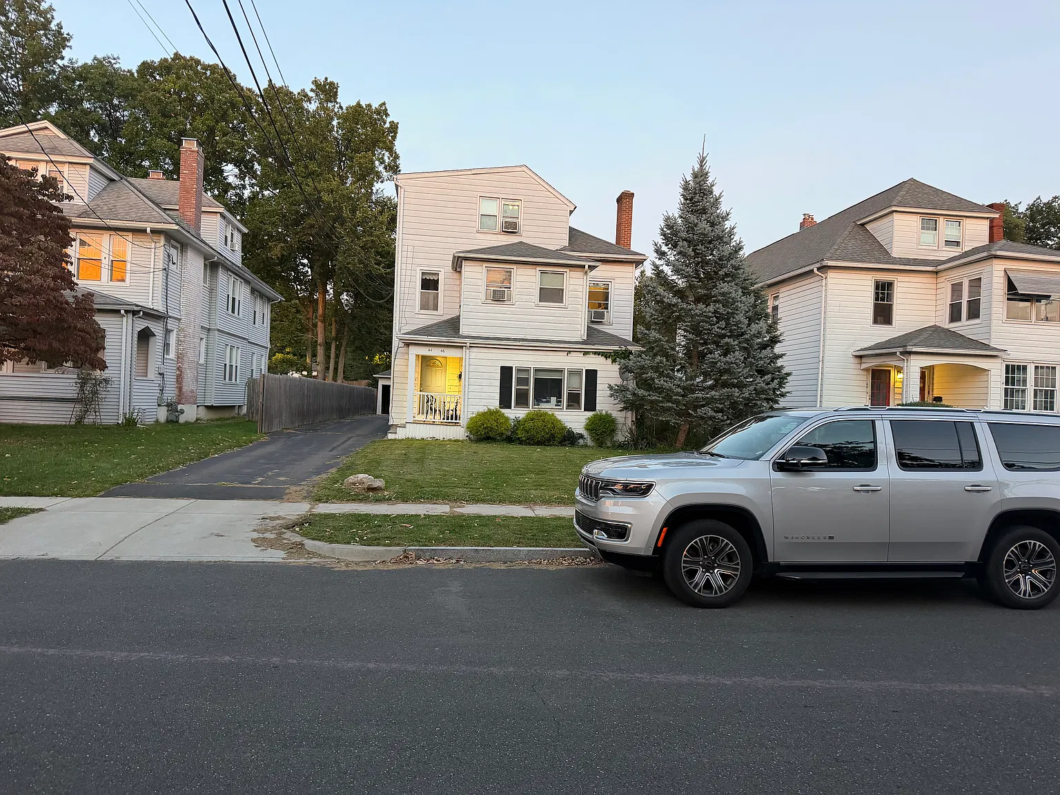 3 bed, 1500 sqft, $2,300 — Photo 4