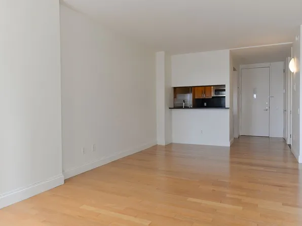 88 Greenwich St APT 1906, New York, NY 10006