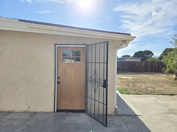 14690 Upland Ave #2, Fontana, CA 92335