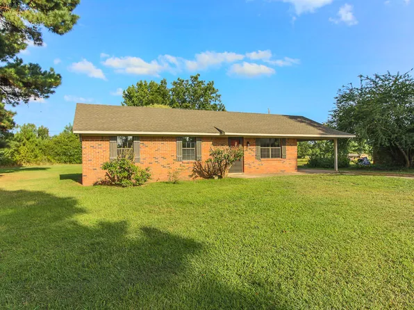 94 Winfrey Dr, Caledonia, MS 39740