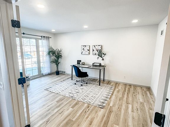 4th image of 9236 Lavant Dr