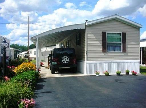 2nd image of 556 Central St Lot 22