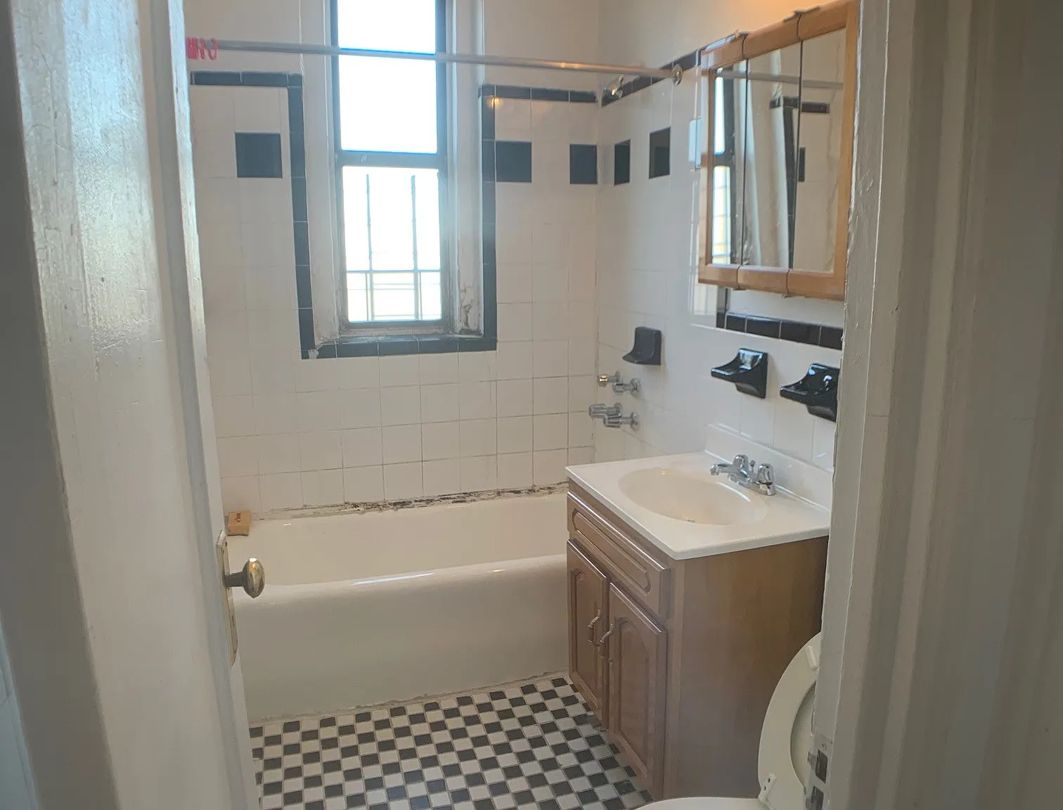 60 Thayer Street — Photo 4