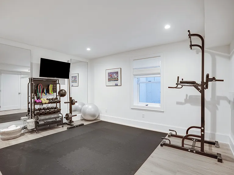 31 Mecox Bay Ln — Photo 36