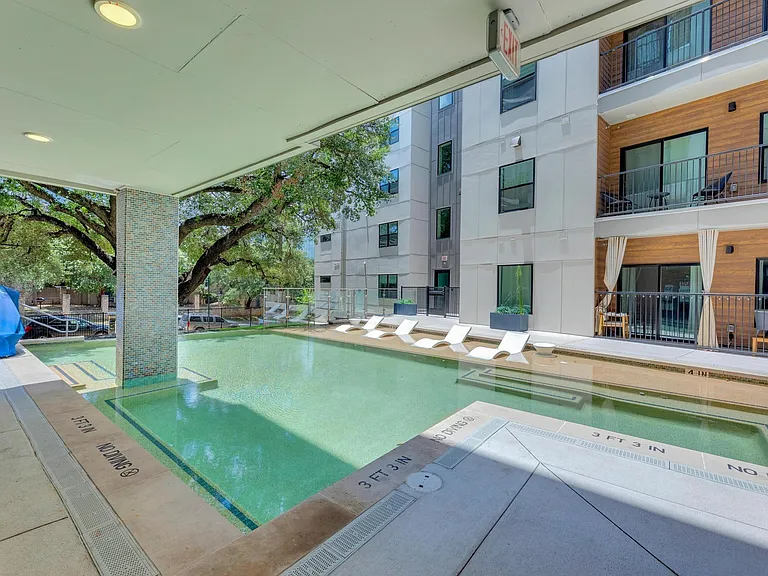 2500 Longview St #323 — Photo 27