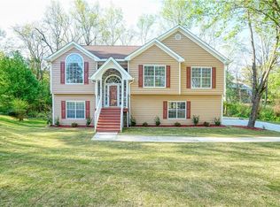 2760 Brookhill Ct, Snellville, GA 30078