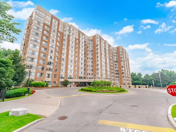 1485 Lakeshore Rd E Unit 411, Mississauga, ON L5E 3G2